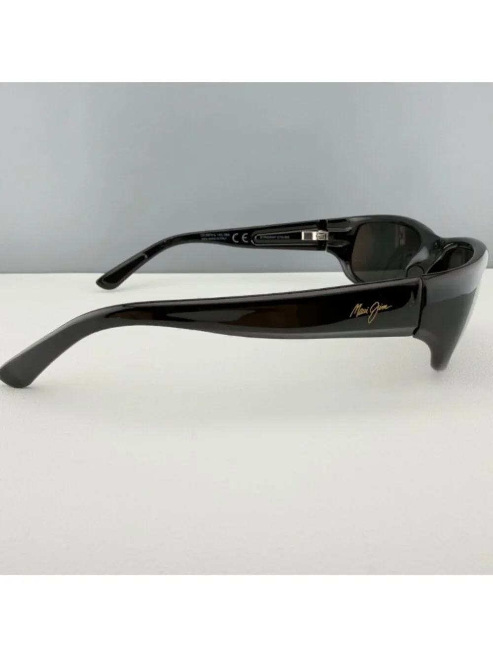 Maui Jim Sunglasses Stingray Gloss Black Wrap MJ 103-02 55-22-129